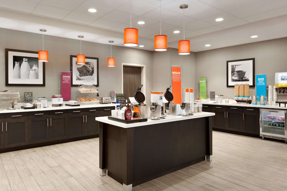 hampton inn north olmsted cleveland airport