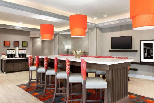hampton inn north olmsted cleveland airport