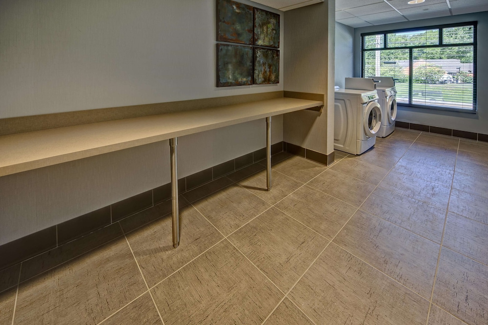 hampton inn and suites memphis germantown