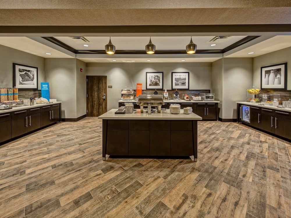 hampton inn and suites memphis germantown