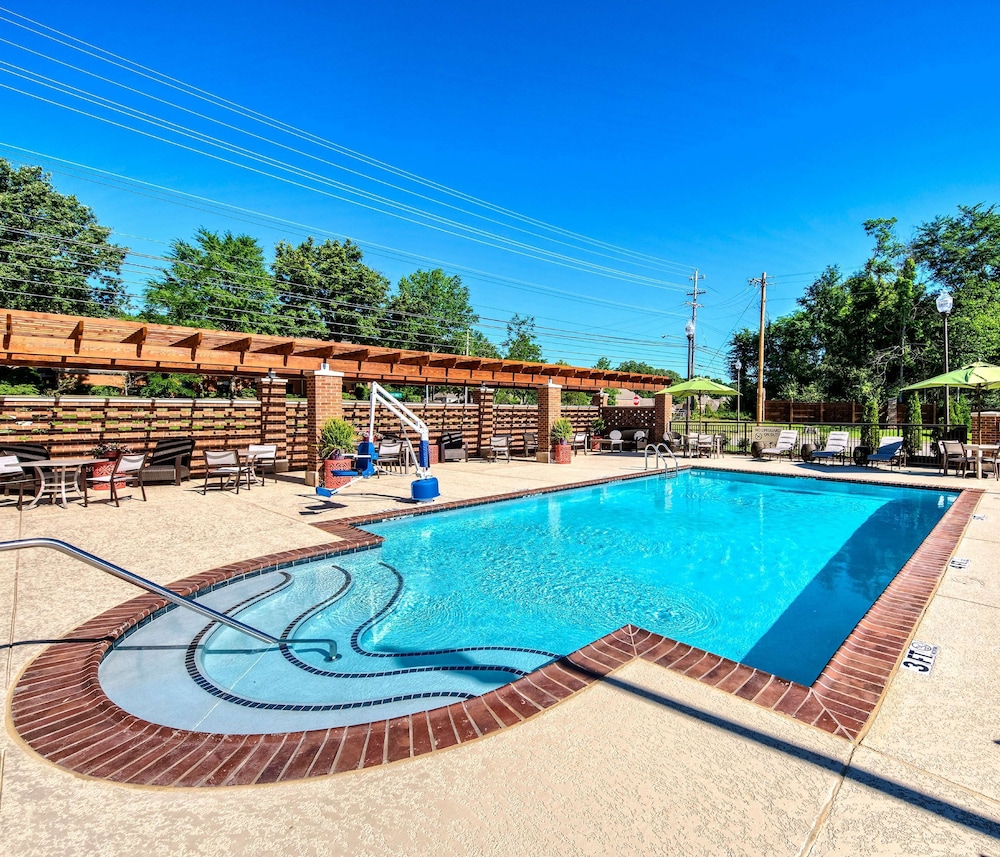 hampton inn and suites memphis germantown