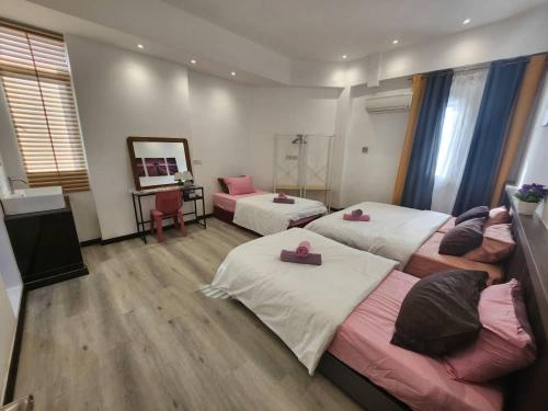 One Point Inn King Centre,Happy Garden>>Kuching,2 star