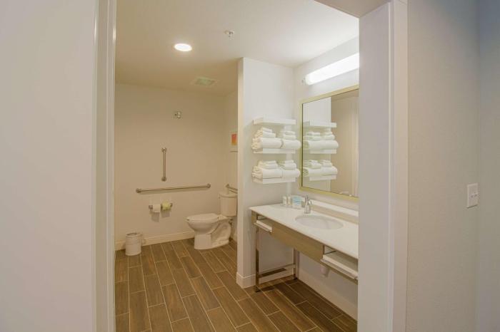 hampton inn crestview south i 10