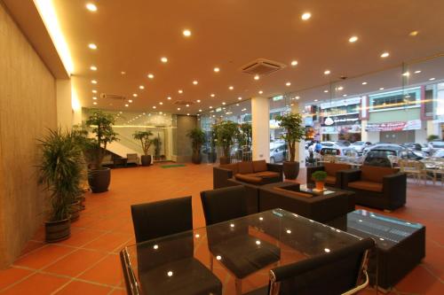 molek garden hotel