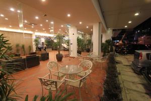 molek garden hotel