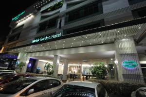 molek garden hotel