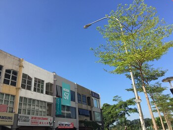 Hotel 57,Kuala Selangor>>Kuala Lumpur,3 star