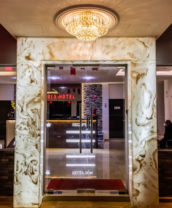 louis hotel