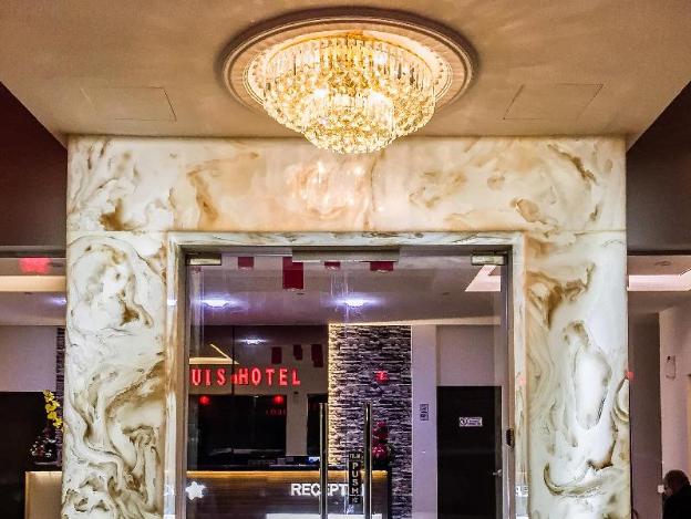 louis hotel
