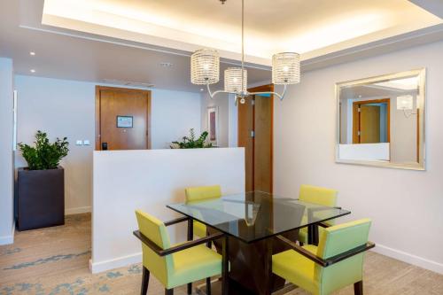 hilton doha