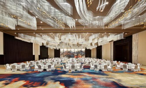 crowne plaza chengdu wenjiang by ihg