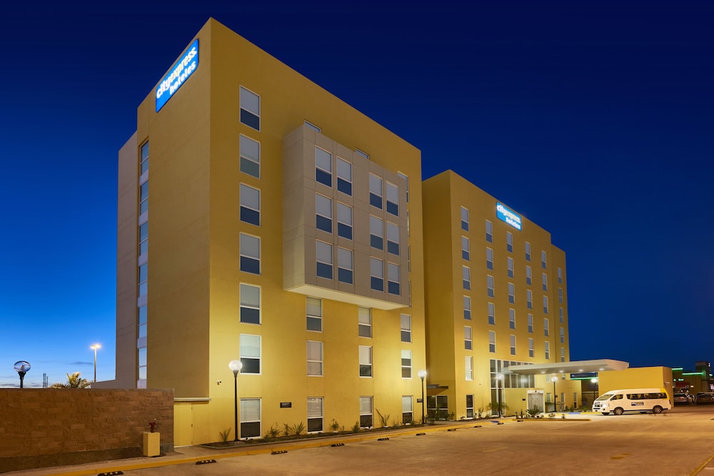 city express by marriott rosarito