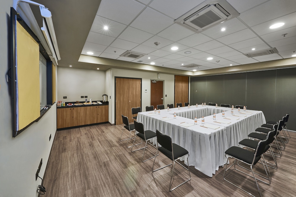 city express by marriott rosarito