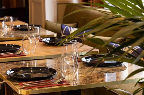 le rocroy hotel paris gare du nord