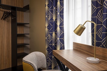 le rocroy hotel paris gare du nord