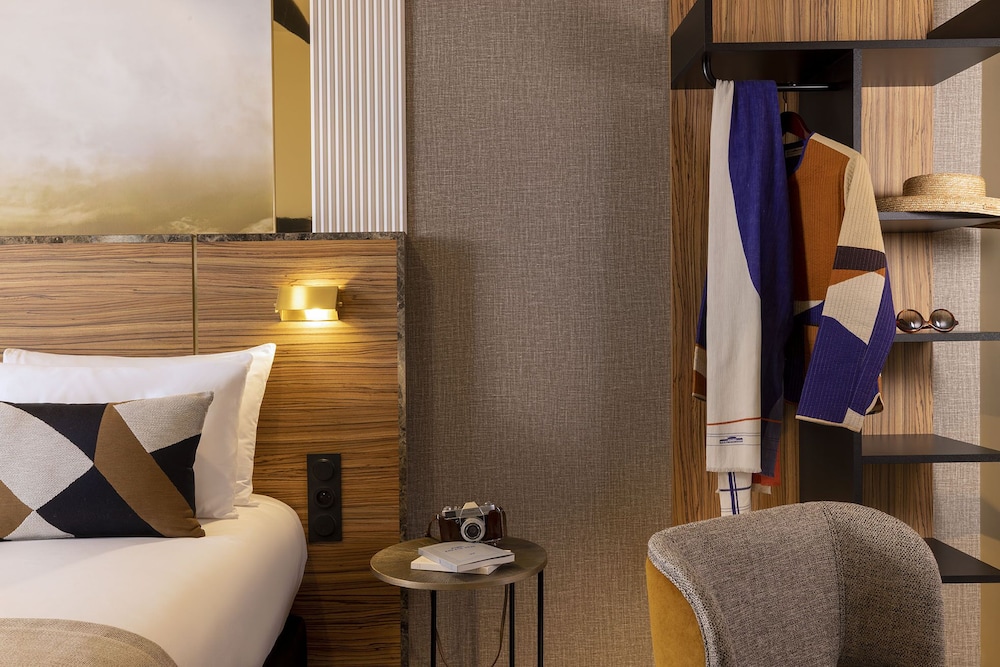le rocroy hotel paris gare du nord