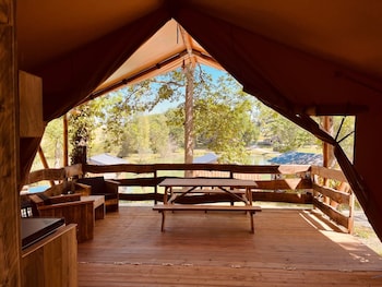 whaka lodge