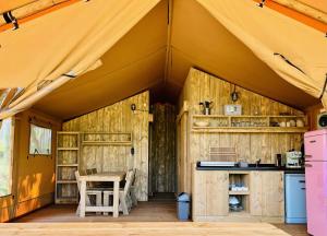 whaka lodge