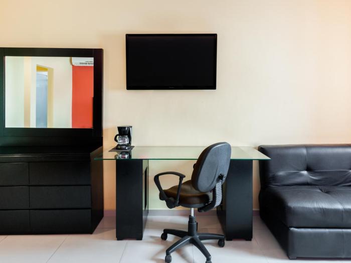 veracruz suites hotel