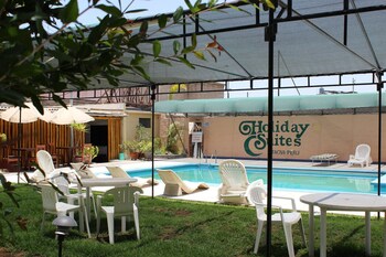 hotel holiday suites