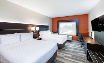holiday inn express and suites coffeyville by ihg