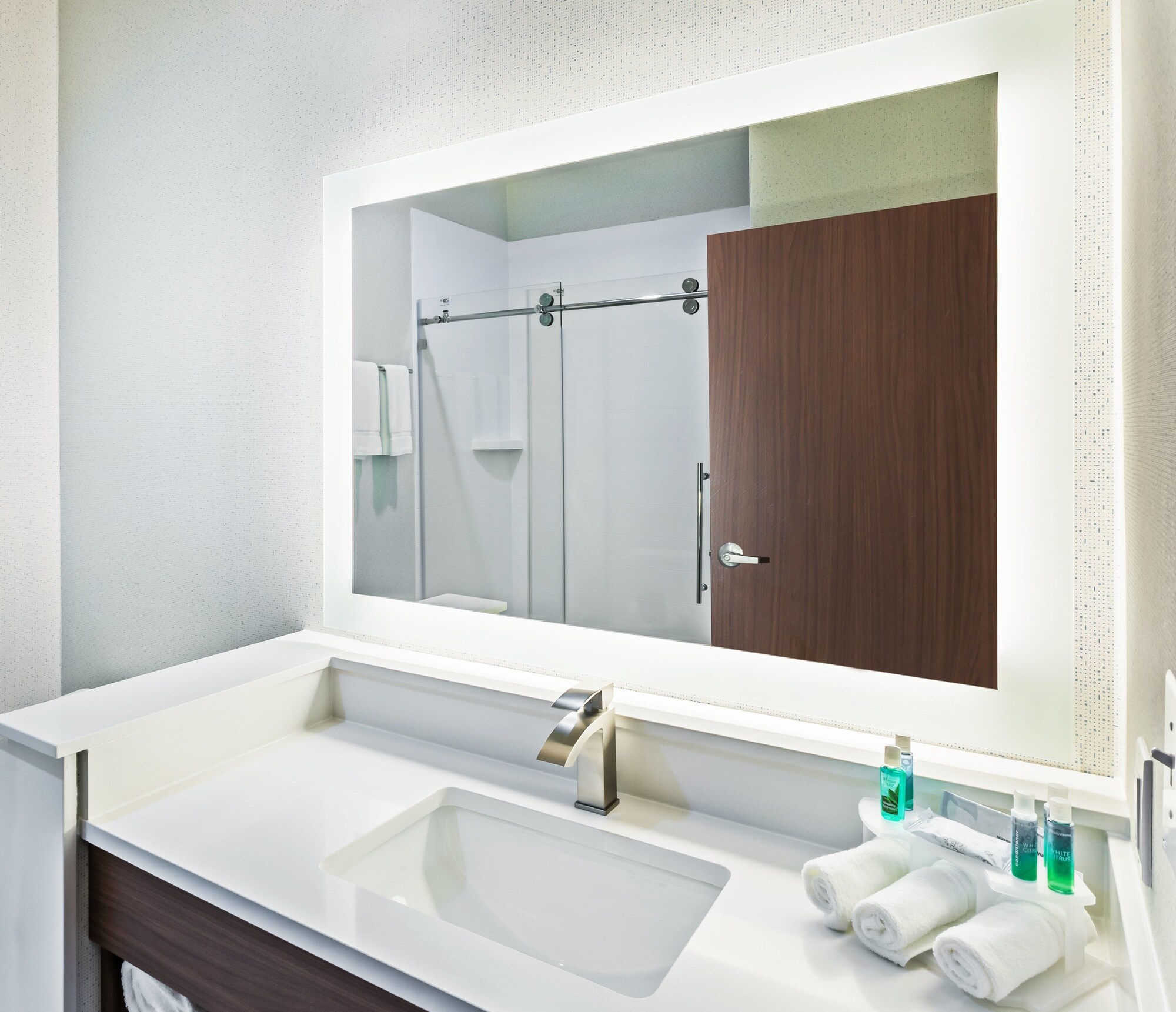 holiday inn express and suites coffeyville by ihg