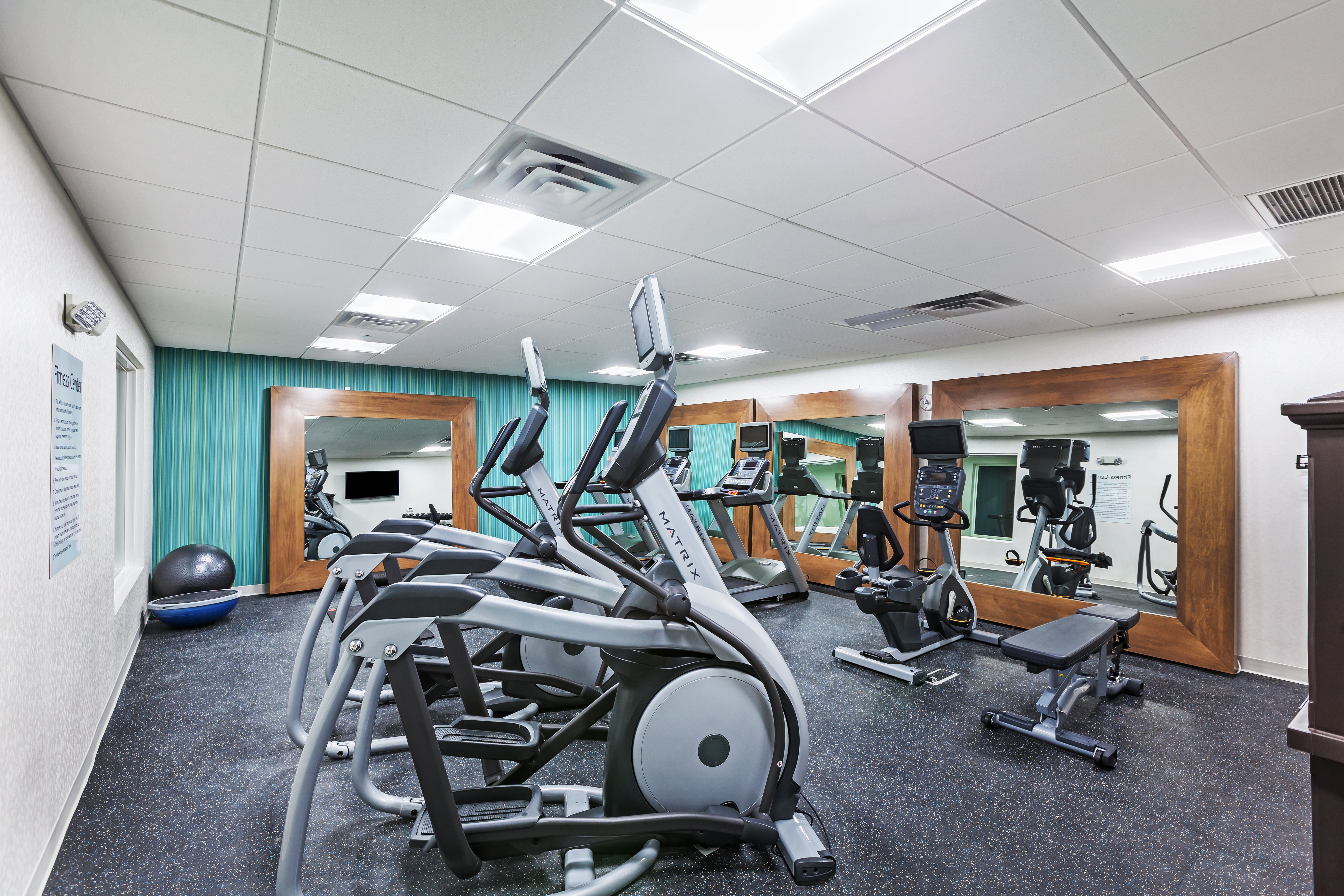 holiday inn express and suites coffeyville by ihg