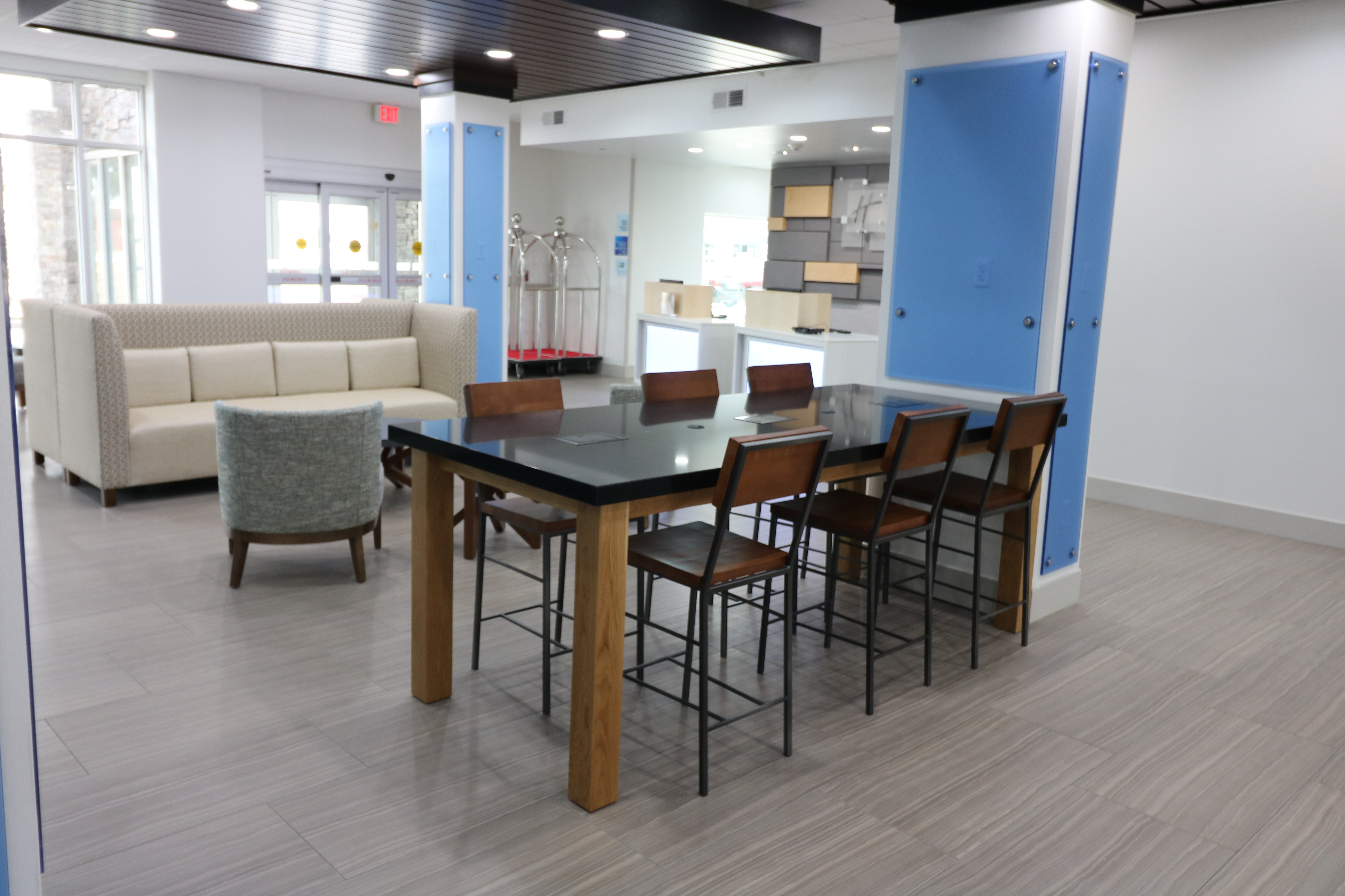 holiday inn express and suites coffeyville by ihg