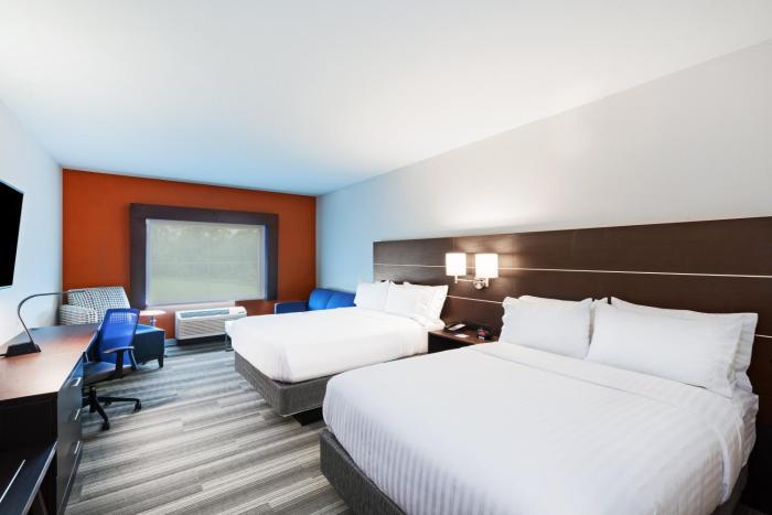 holiday inn express and suites coffeyville by ihg
