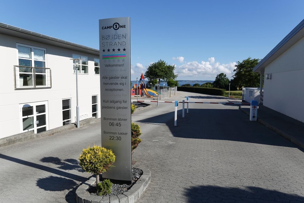 first camp b jden strand