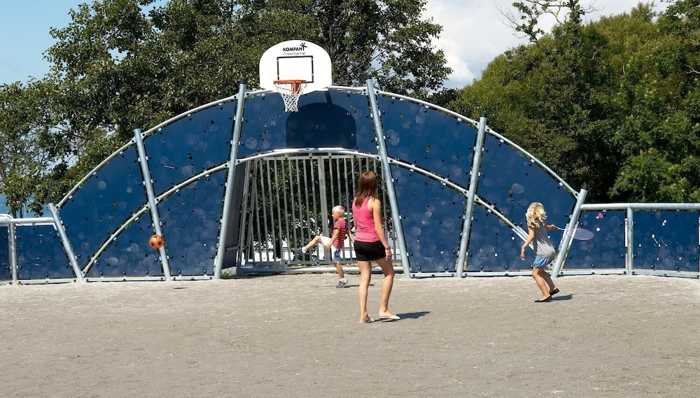 first camp b jden strand