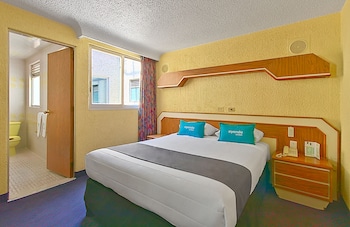 kali la raza mexico city