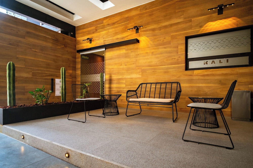 kali la raza mexico city