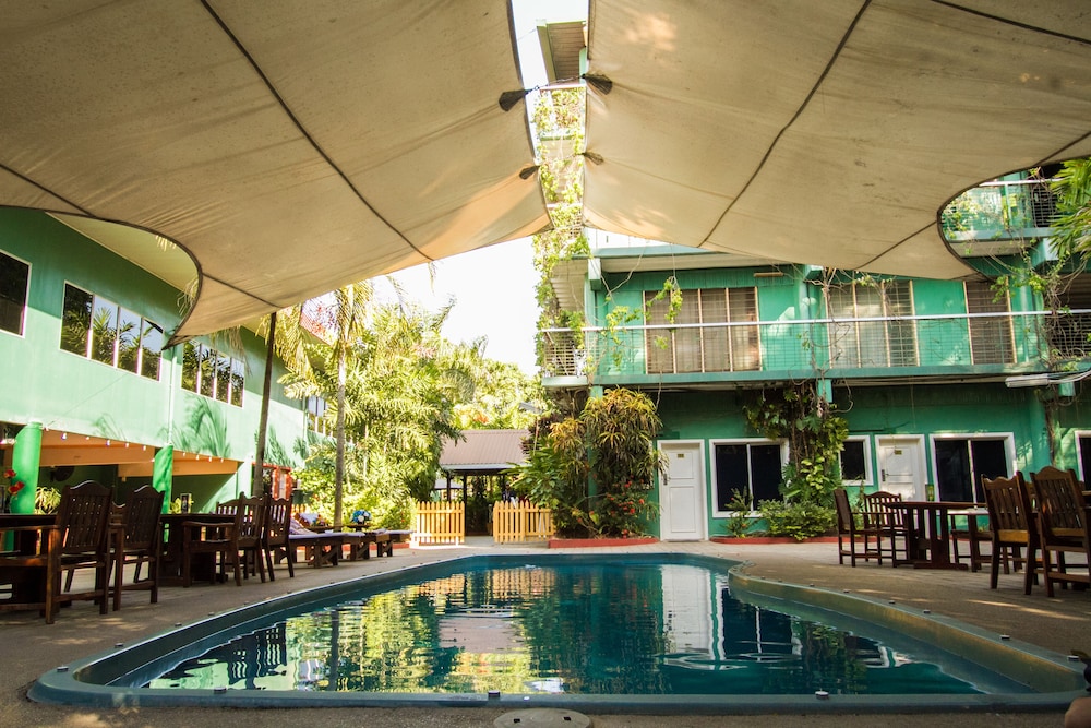 the hideaway hotel