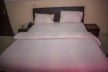 peerage retreat and resort
