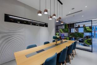 home inn style golden nanjing jiangpu longhua road metro station