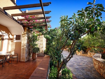 Areti Hotel,Chania>>Aptera,2 star