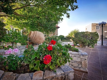 Areti Hotel,Chania>>Aptera,2 star