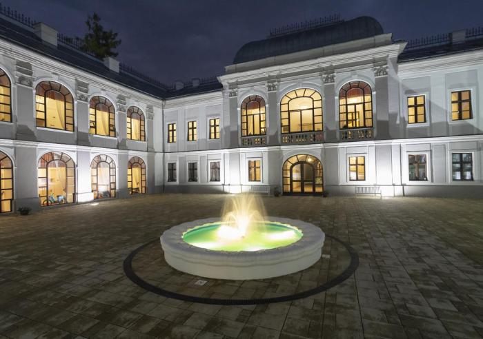 hotel and restaurant gino park palace