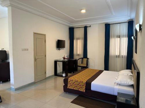 hotel le pelican