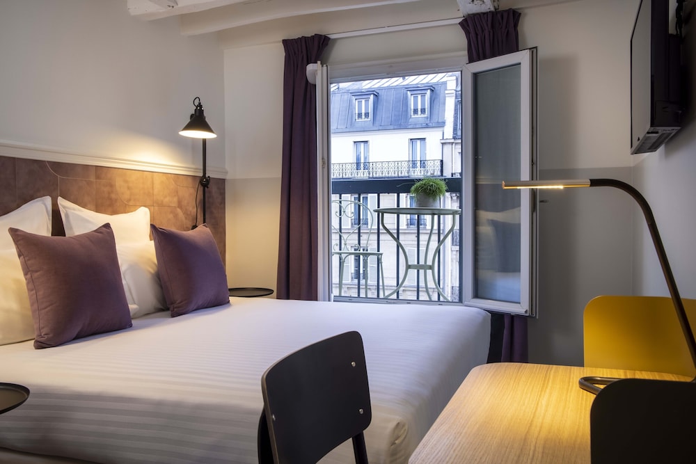 paris