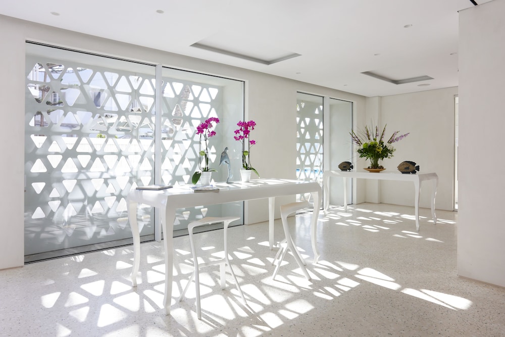 mykonos dove beachfront hotel