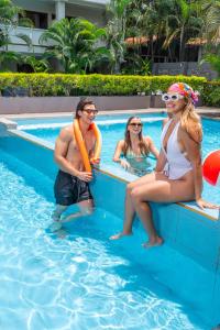 Hotel Roca Sunzal,El Tunco>>El Sunzal,3 star