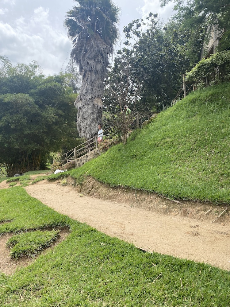 ruhondo beach resort