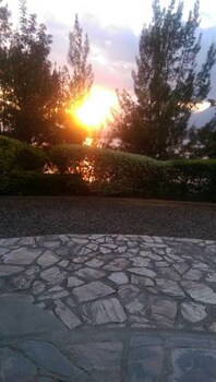 ruhondo beach resort