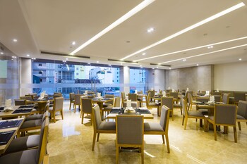 rosaka nha trang hotel