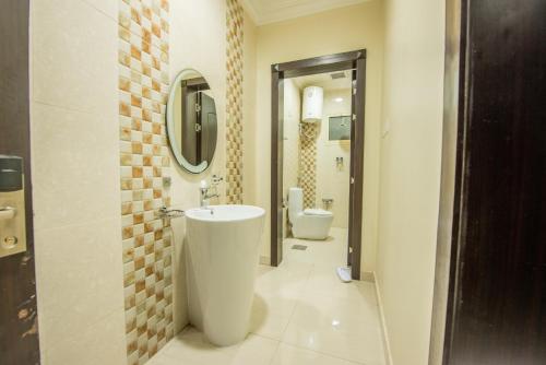 al masem luxury hotel suite 5