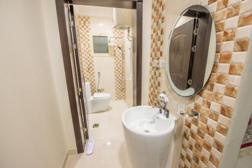 al masem luxury hotel suite 5