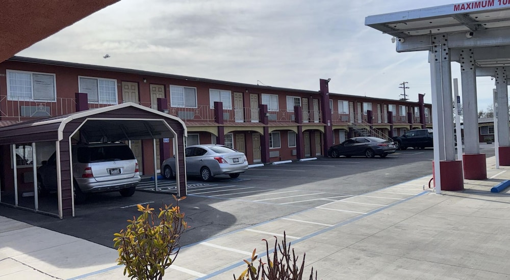 sunstar inn