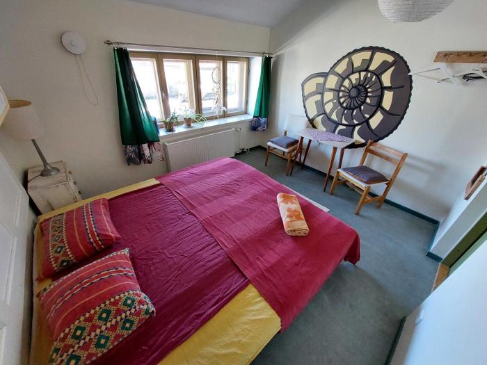 looming hostel